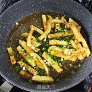 Make Spicy potatoes step 7
