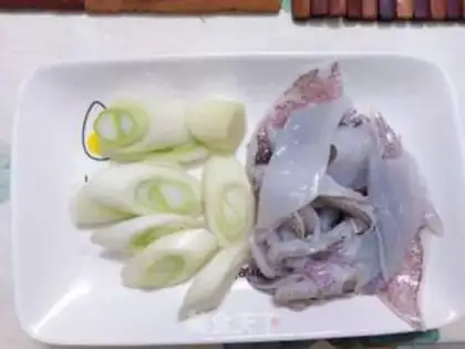 Make Seafood spicy pan step 3