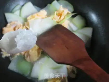Make A duck egg step 7