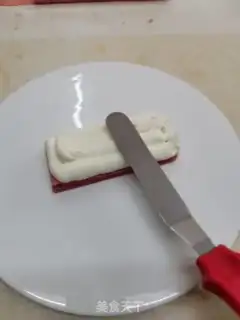 Make Strawberry chili cream cake step 29