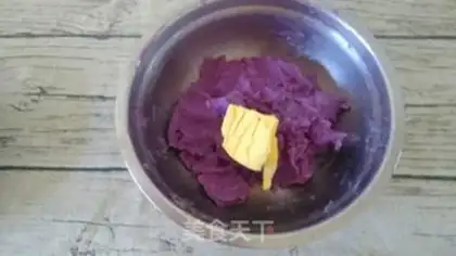 Make Black potato cookies step 1