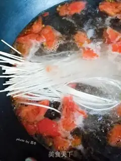 Make Tomato egg noodles step 7