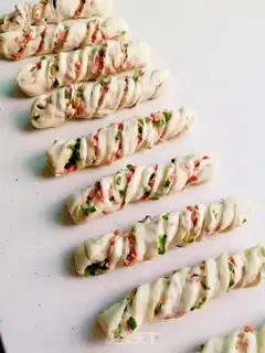 Make Onion ham twisting little bouquets step 15