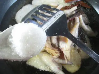 Make Fresh chicken roast chicken claws step 6
