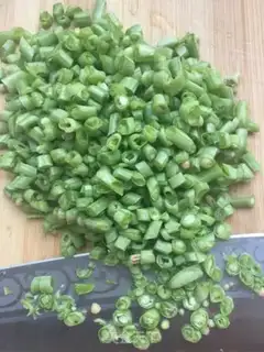 Make Bean meat sprouts across the water step 0