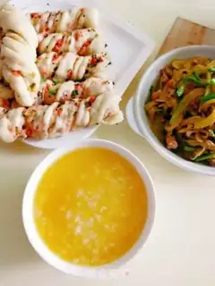 Make Onion ham twisting little bouquets step 24