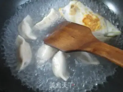 Make Duck egg dumpling soup step 3