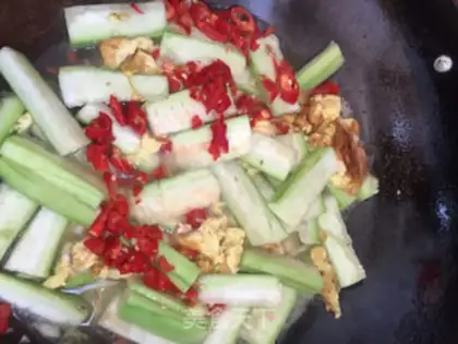 Make Smelt fried eggs step 4