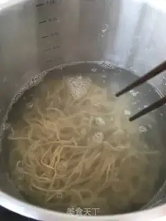 Make Bean meat sprouts across the water step 15