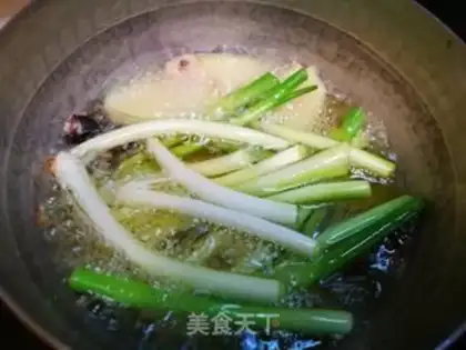 Make Onion noodles step 3