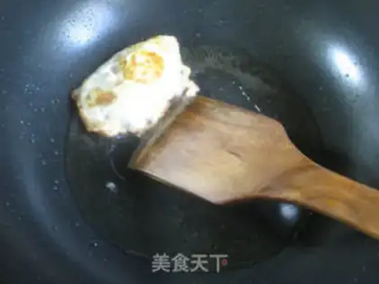 Make Pumpkin makes eggs step 1