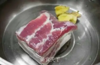 Make Pumpkin with meat step 1