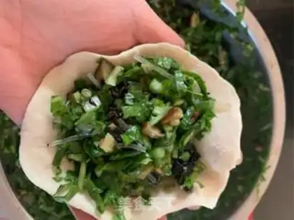 Make A veggie bun step 5