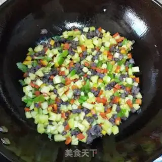 Make Curry beef fried rice step 4