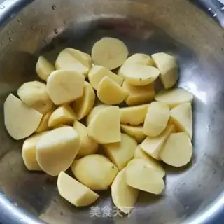 Make Scrambled potatoes and potatoes step 0
