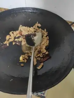 Make Four seasons of bean fried meat step 2