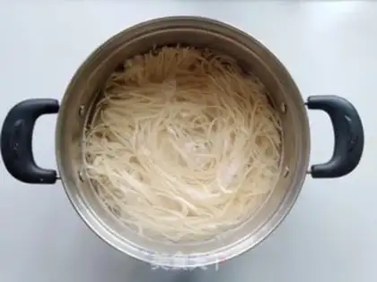 Make Three cold noodles step 2