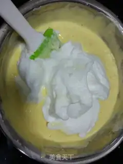 Make Butterfly butter, fruit cake step 9