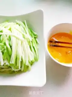 Make Smelt egg soup step 2