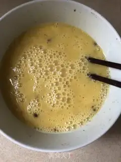 Make Yellow eggs step 2