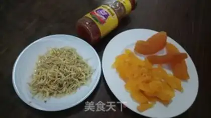 Make Spicy sweet potatoes and little fish step 0