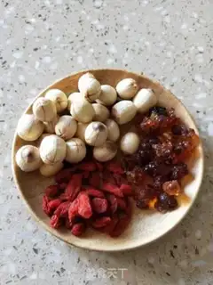 Make Lotus peach jelly step 1