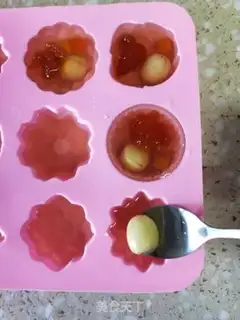 Make Lotus peach jelly step 12
