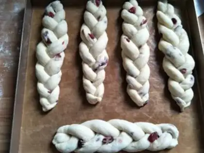 Make A cranberry lace step 6