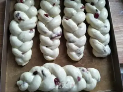 Make A cranberry lace step 7