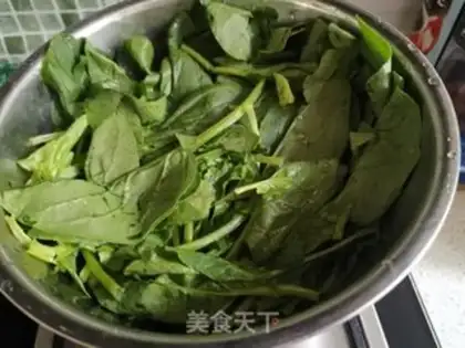 Make Spicy spinach step 0