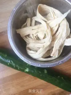 Make The cucumber cobbler step 0