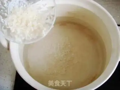 Make Quino-meat porridge step 2