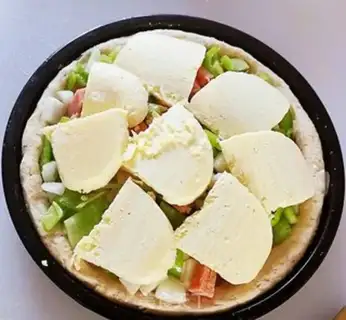 Make Ham pizza step 3