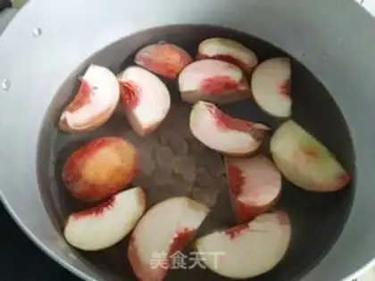 Make Ice cream and peaches step 4