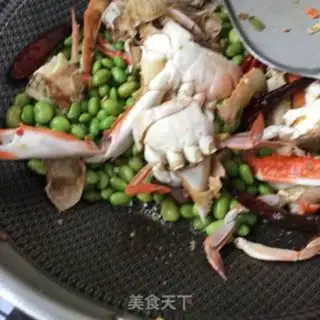 Make Bean fried crabs step 16