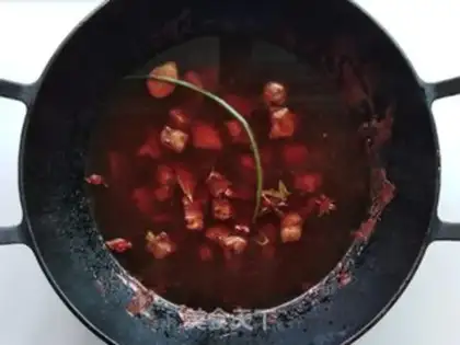 Make Beef hand noodles step 4