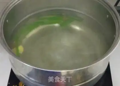 Make Curry sauce dry noodles step 9