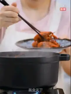 Make Spicy lobster step 5