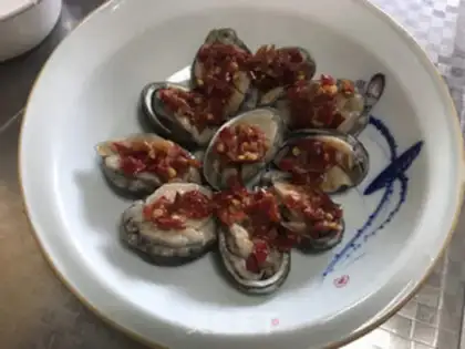 Make Spicy abalone step 1