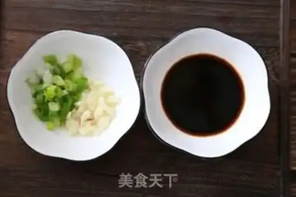 Make cucumber dry tofu bud step 1