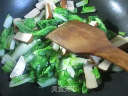 Make Egg-dried cabbage step 3