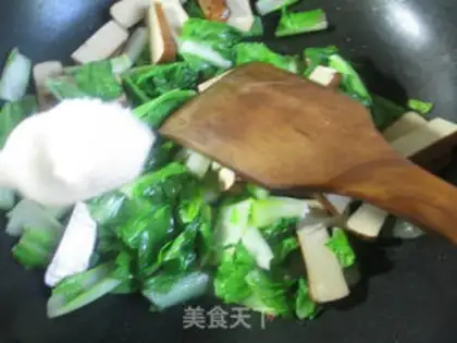 Make Egg-dried cabbage step 4