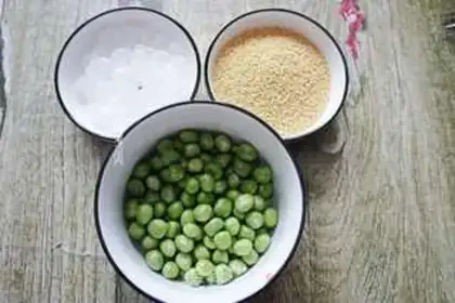 Make The rice pea spoon step 0