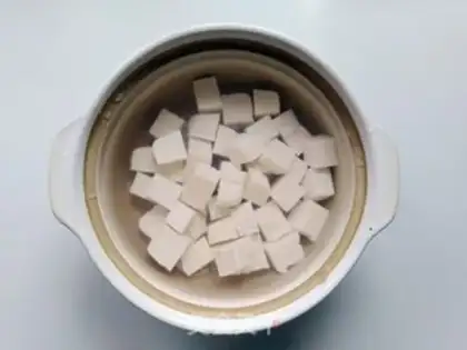 Make Tofu soup step 2