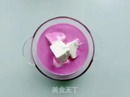 Make Flamingo ice cream shake step 5