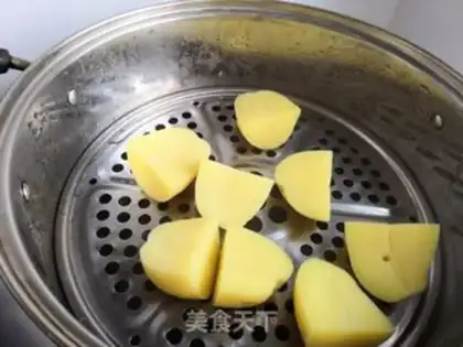 Make Mashed mashed potatoes step 0