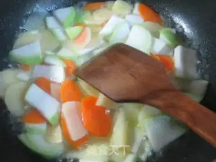 Make Carrots, potatoes, pickles step 4