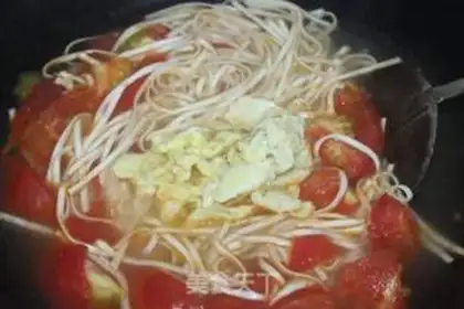 Make Tomato egg noodles step 7