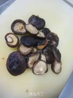 Make Spicy mushroom bean pellets step 0