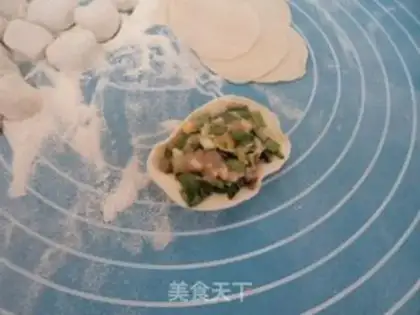 Make Three fresh dumplings step 7